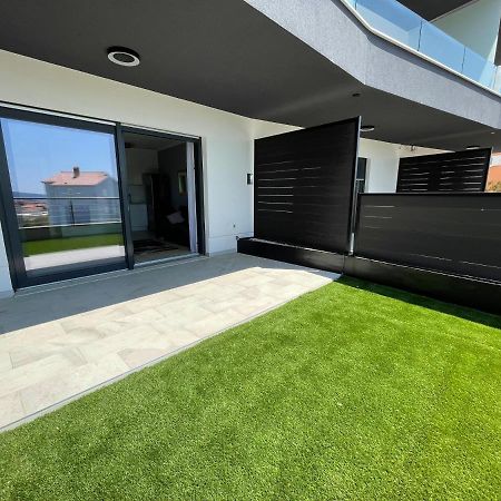 Lux Nanea Apartment Krk Town Dış mekan fotoğraf