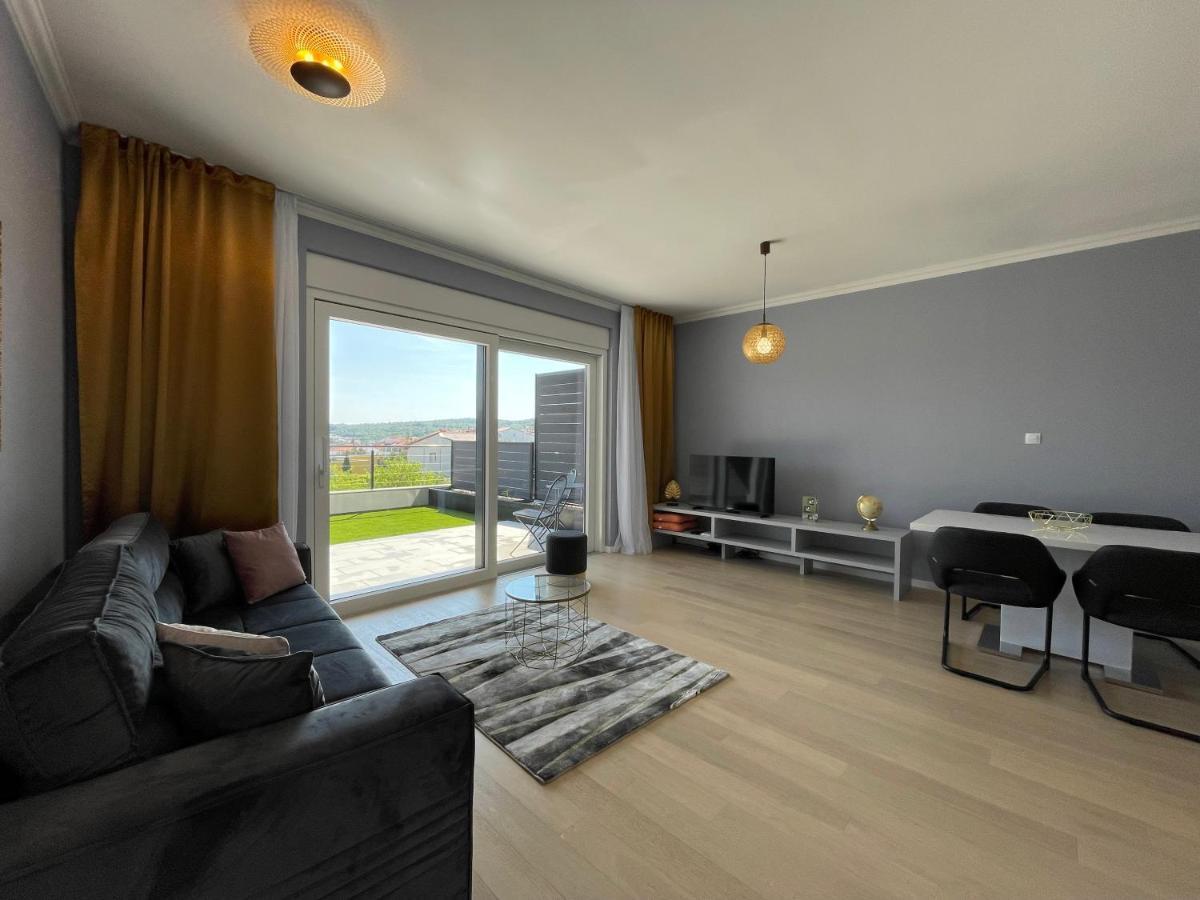 Lux Nanea Apartment Krk Town Dış mekan fotoğraf