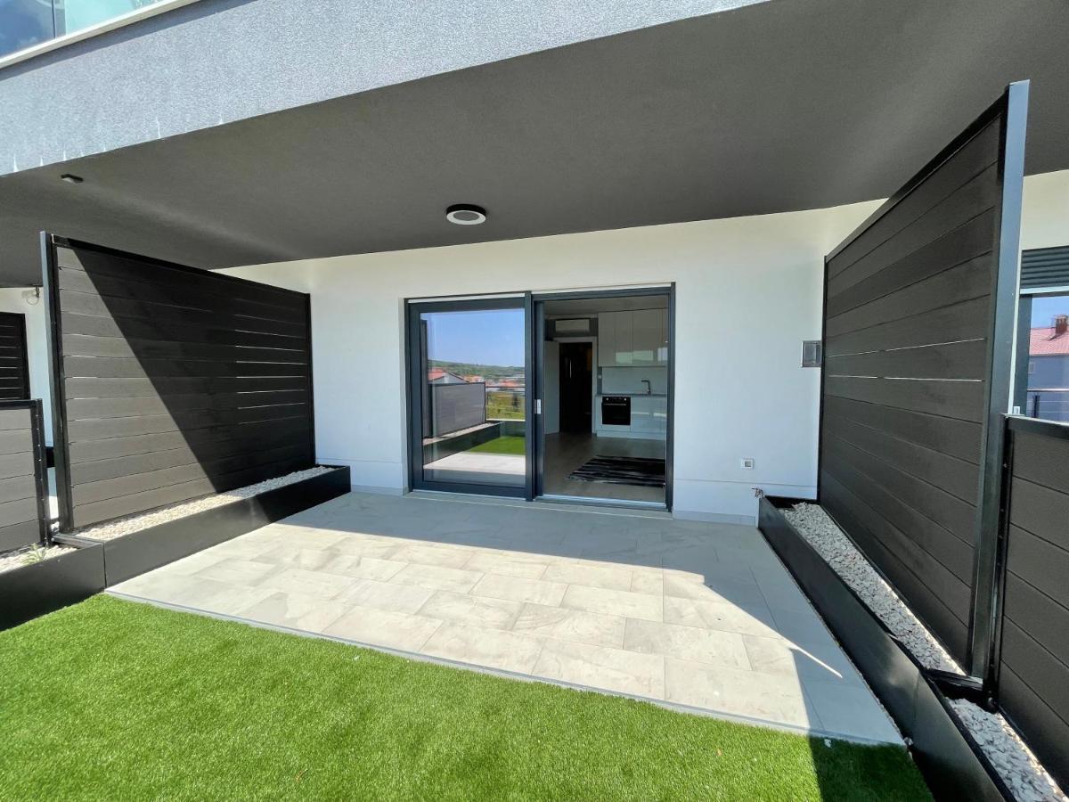Lux Nanea Apartment Krk Town Dış mekan fotoğraf